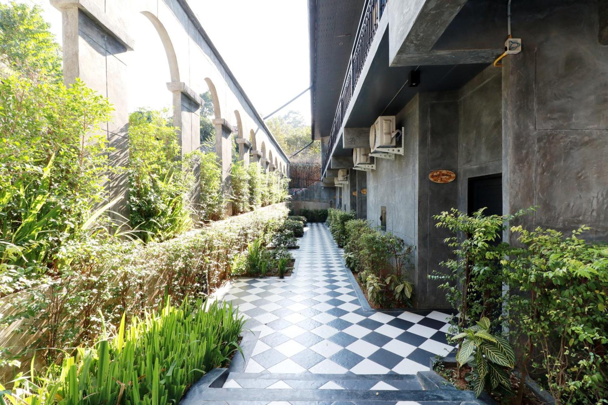 Capital O 464 At Nata Chiangmai Chic Jungle Hotell Mae Rim Exteriör bild