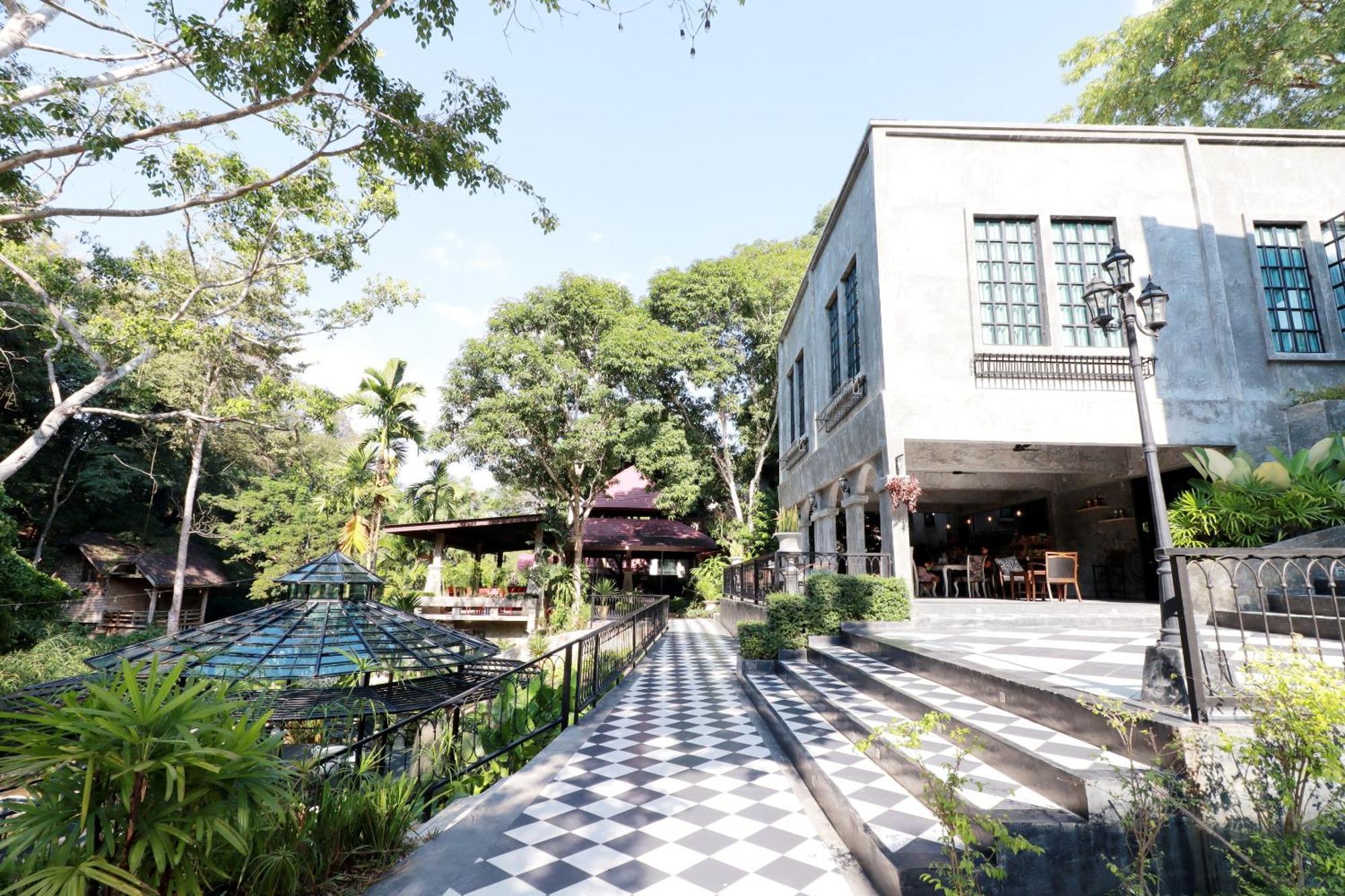 Capital O 464 At Nata Chiangmai Chic Jungle Hotell Mae Rim Exteriör bild